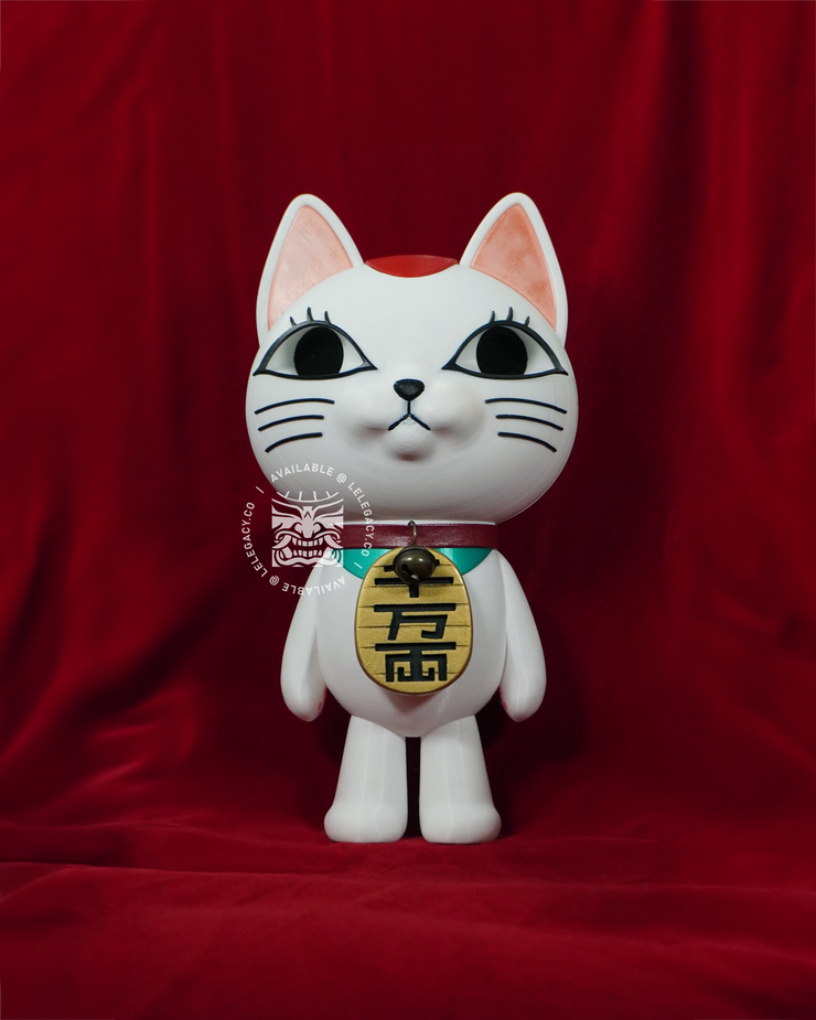 Turbo Lifesize Lucky Cat Figure | DDD